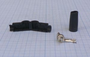 Mufa jack tata 3,5mm stereo, la 90°, pe cablu 8mm