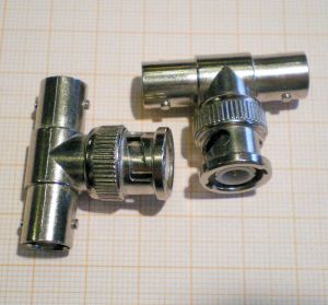 Adaptor/reductie BNC tata - 2x BNC mama (forma tip T)