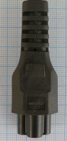 Mufa PC AC mama, pe cablu, 15A/250V, 8,5mm