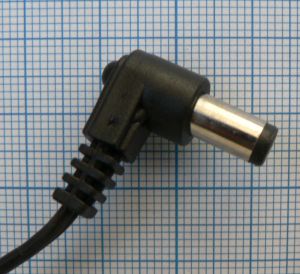 Cablu alimentare cu mufa DC tata, 90 grade, 2,1x5,5mm, 1,5m