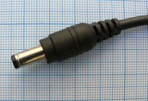 Cablu alimentare mufa DC tata 2,5x5,5mm cu ferita, 1,2m