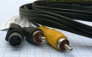Cablu S-VHS tata 7 pini - S-VHS tata 4 pini+2*RCA tata/2m