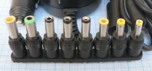 Sursa de alimentare reglabila laptop, intrare 12Vcc, iesire 15/16/18/19/20/22/24V-3,5A