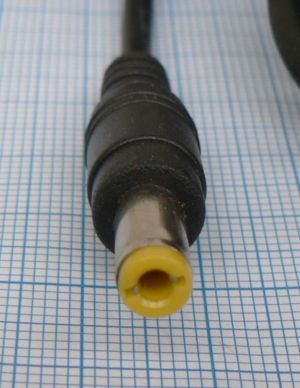 Sursa de alimentare  out 24Vcc - 6 A In 220Vca
