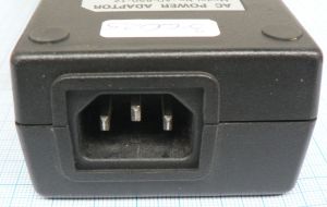 Sursa de alimentare 24V/2,4A, intrare 220Vca