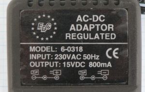 Sursa de alimentare 15V/0,7A, intrare 220Vca, stabilizata, cu transformator