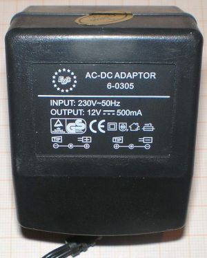 Sursa de alimentare 12V/0,5A, intrare 220Vca, cu transformator (conector iesire 0,9x3,5mm)