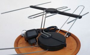 Antena de camera, VHF-UHF, castig 17dB