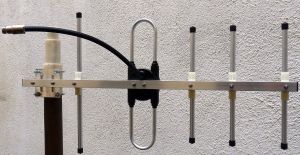 Antena pentru comunicatii Yagi 5 elemente 433Mhz, 0, 3 m cablu, 9 dbi