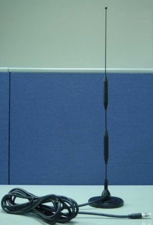 Antena magnetica pentru NMT/CDMA/3G, castig 3/2dBi
