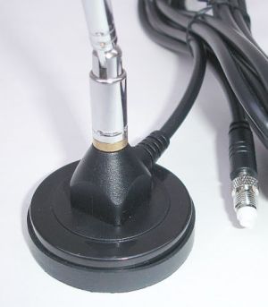 Antena pentru amplificare semnal de telefonie mobila, telescopica, magnetica radioamatori/CDMA, cistig 5 dBi