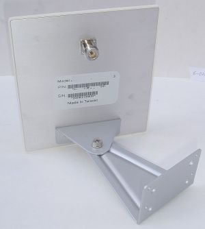 Antena pentru amplificare semnal UMTS/3G, castig 10dBi