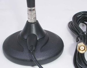 Antena auto magnetica, pentru amplificarea semnalului GSM,DCS,UMTS(3G), 4G, castig 0-2dBi, FME mama