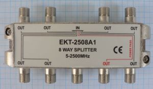 Spliter/distribuitor de semnal, 1 IN - 8 OUT, banda 5-2400 MHz, power pass