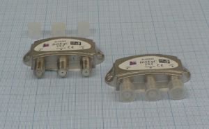 Sumator de semnal TV/SAT, 2 IN - 1 OUT, banda SAT 950-2250 MHz