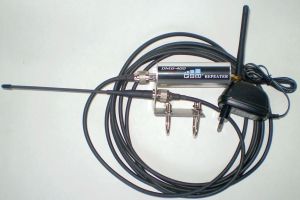 Amplificator/repetor de semnal, retea GSM, pentru aprox. 80 mp