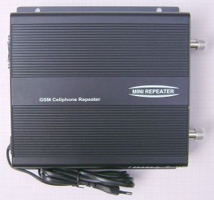 Amplificator/repetor de semnal in reteaua GSM,  600 mp
