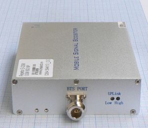 Amplificator/repetor de semnal, retea EGSM/GSM, pentru max. 600 mp