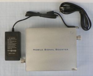 Amplificator/repetor de semnal, retea EGSM/GSM/UMTS, pentru 250-500 mp