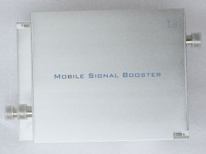 Amplificator/repetor de semnal, retea EGSM/GSM/UMTS, pentru 250-500 mp
