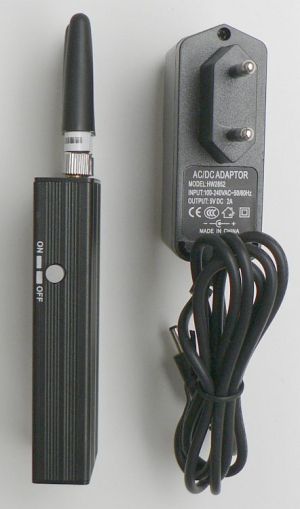 Generator de semnal de securitate E-GSM/GSM/DCS/3G, 0,9W