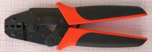 Cleste de sertizare pentru terminale izolate, AWG 22-18/16-14/12-10, DIN 0,5-1,0/1,5-2,5/4-6mm