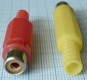 Mufa RCA mama  pe cablu 5 mm