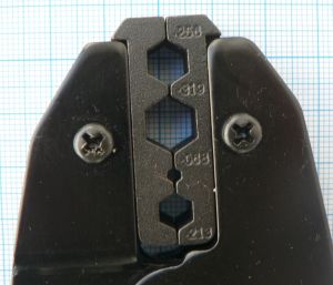 Cleste sertizare  RG-58,59,62,6,cu clichet