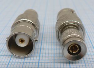 Adaptor SDI DIN 1.0/2.3 tata -BNC mama