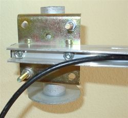 Antena pentru amplificare semnal de telefonie mobila, romtelecom, radioamatori, NMT, CDMA, 15 dBi