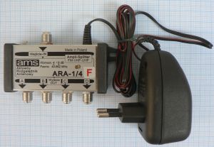Amplificator de semnal CATV 1*IN-4*OUT, in banda TV 47-862 MHz