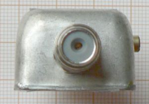 Atenuator reglabil de semnal TV, 1*IN-1*OUT, in banda TV 0-862 MHz, de interior